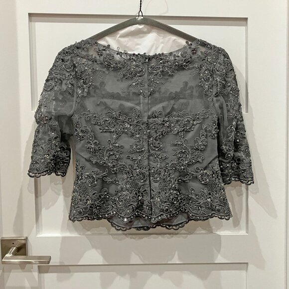 Azazie “Florida” Mother-of-the-Bride/Groom 3-Piece Set / Steel Grey / Size A8 - Picture 3 of 9